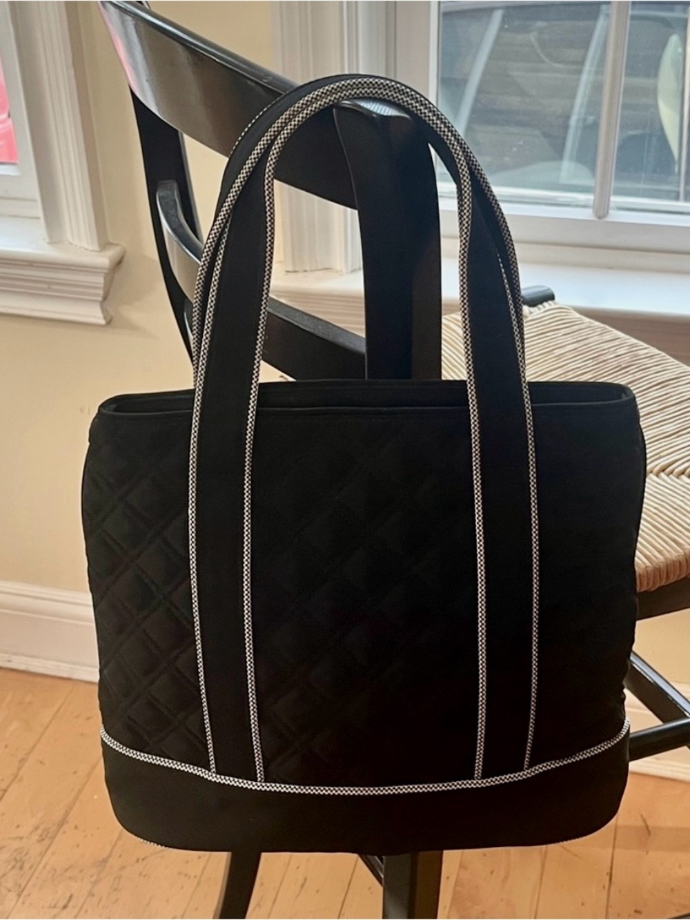 NWOT Vera Bradley Black Quilted Tote Bag with Zip Closure and Contrast Welting.